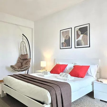 Romeway Apartment - Metro & Parking-3